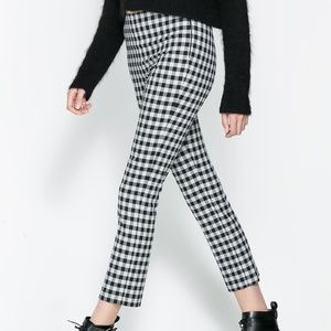 SO Black white Check Cropped Pants nwot